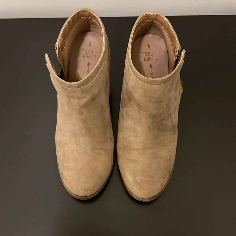 Ankle booties
